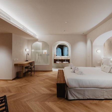 Hotel Petit Luxe 테라사 외부 사진