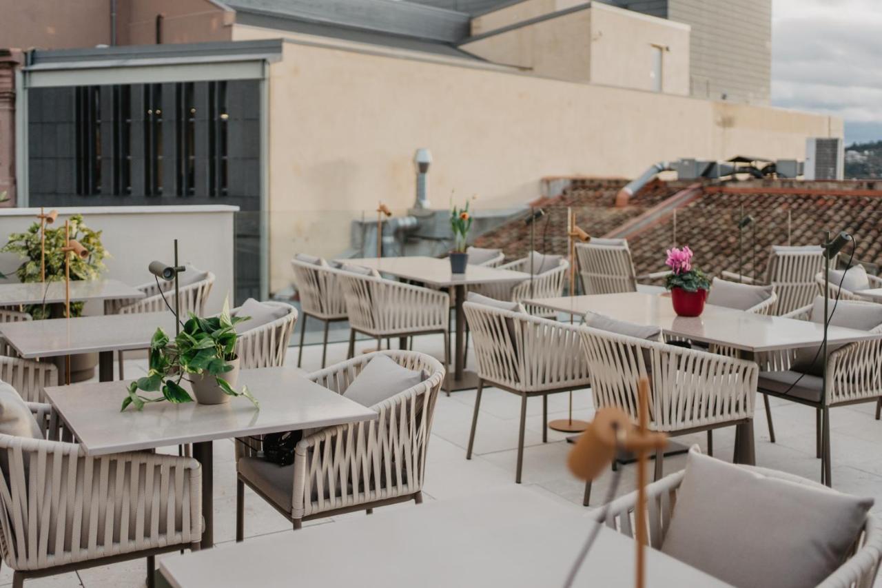 Hotel Petit Luxe 테라사 외부 사진
