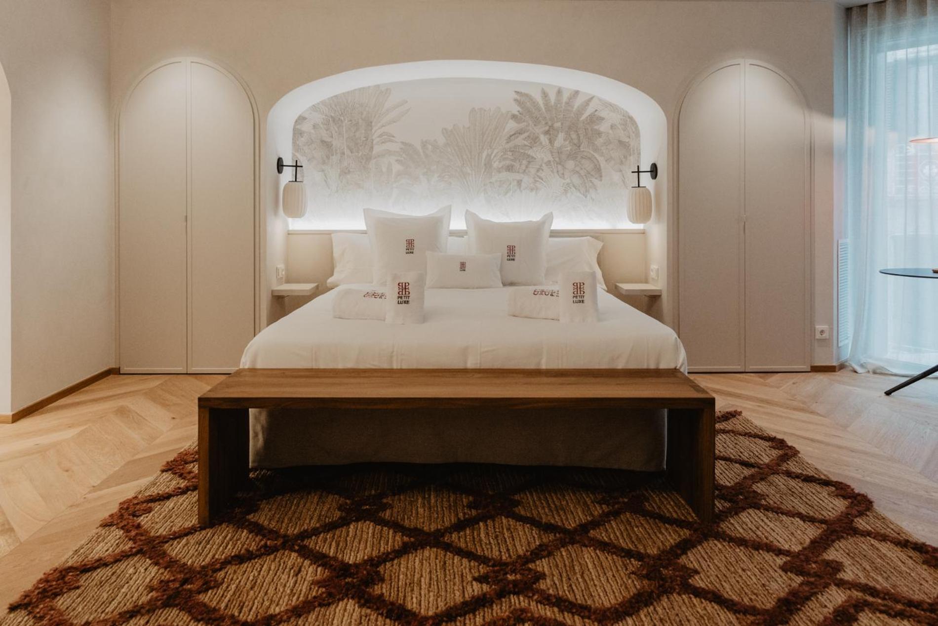 Hotel Petit Luxe 테라사 외부 사진